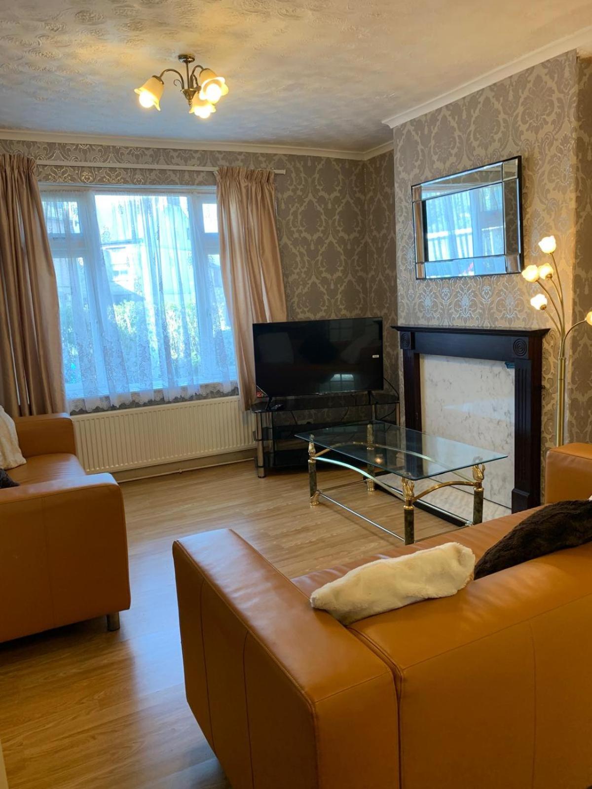 Room Only Guest Accommodation, Guest House Self Catering Bangor Kültér fotó